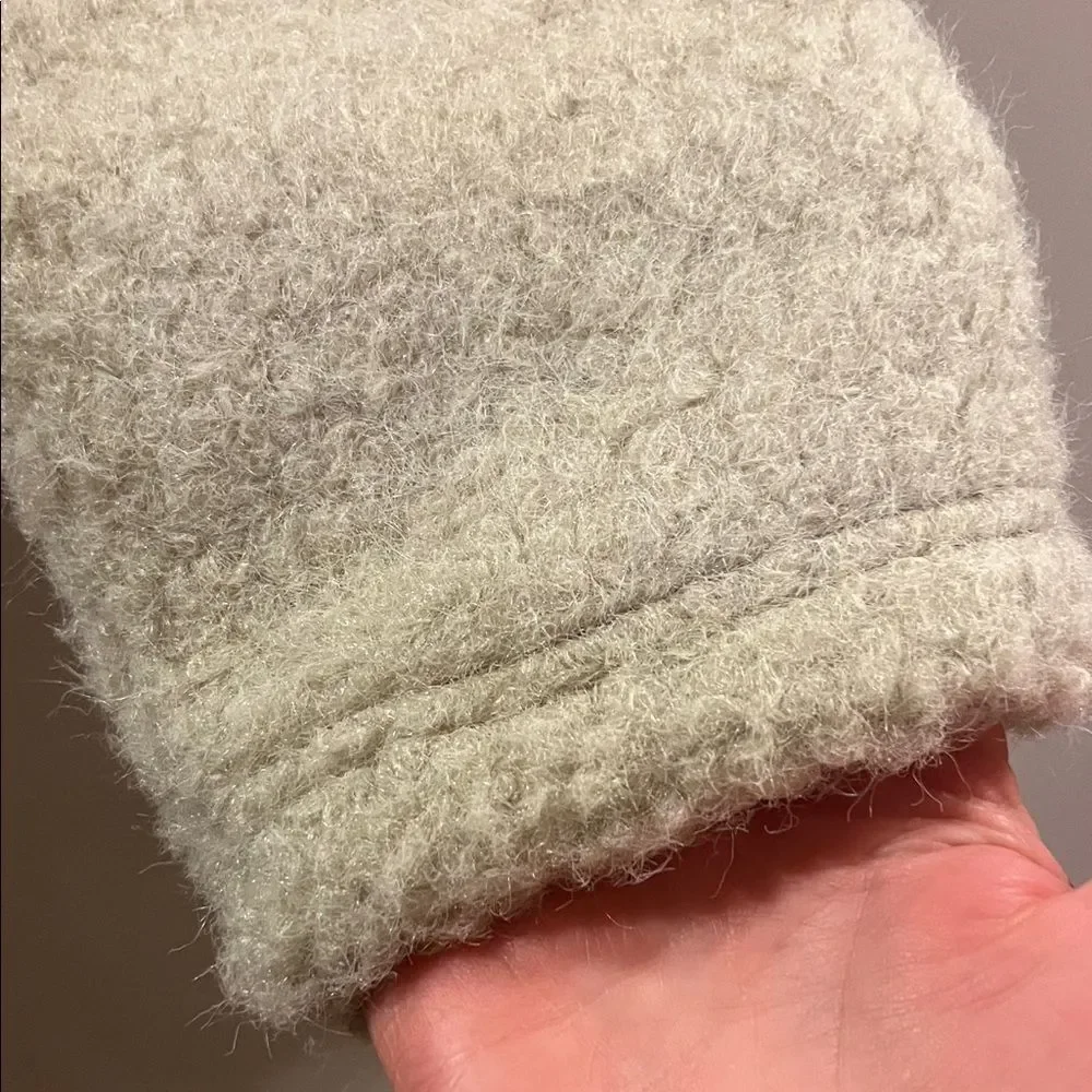 Old Navy Beige Fleece Teddy Sweater - Picture 4 of 10
